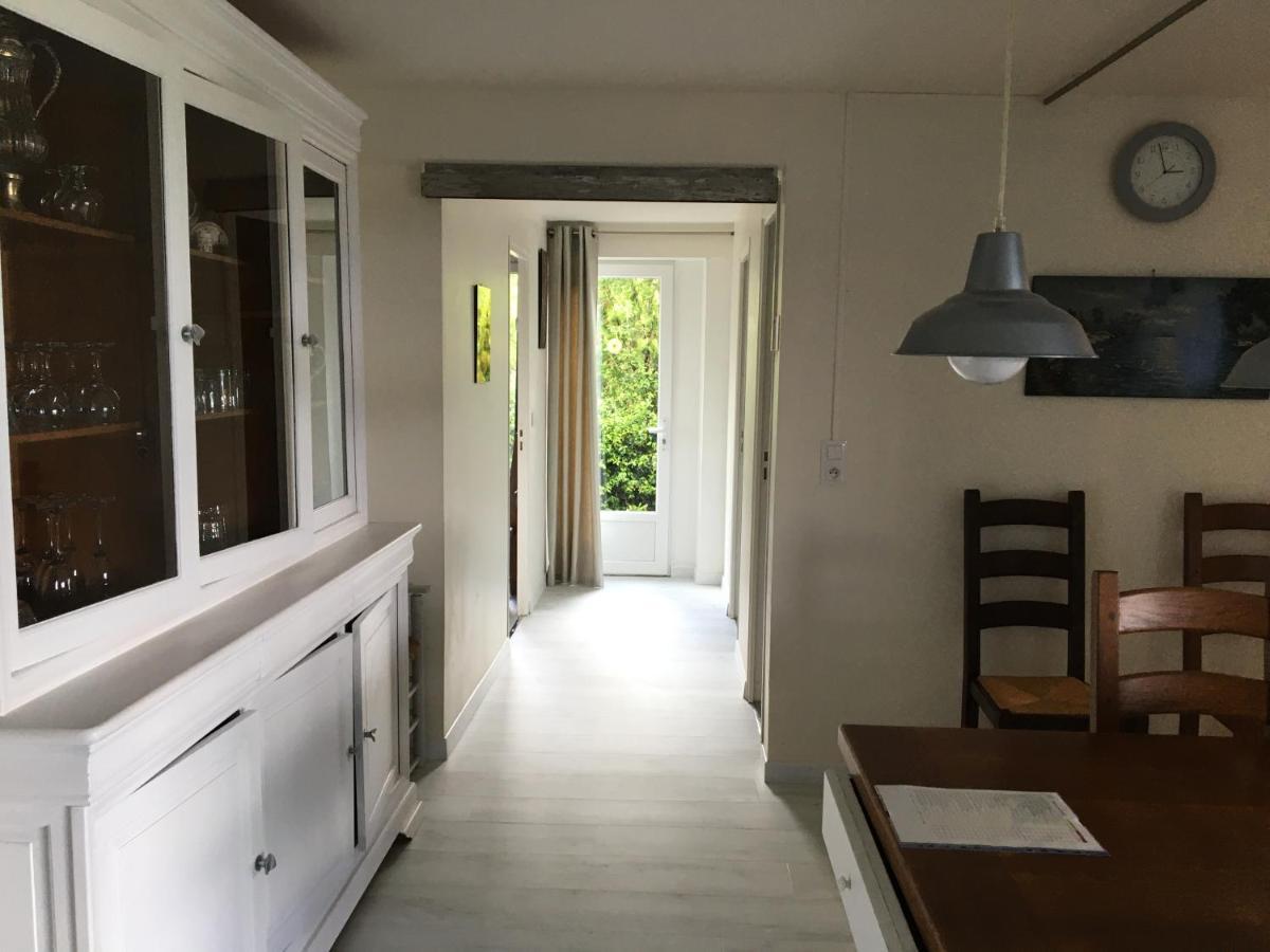 Gîtes de La Maison Bleue d'Estialescq Eksteriør billede