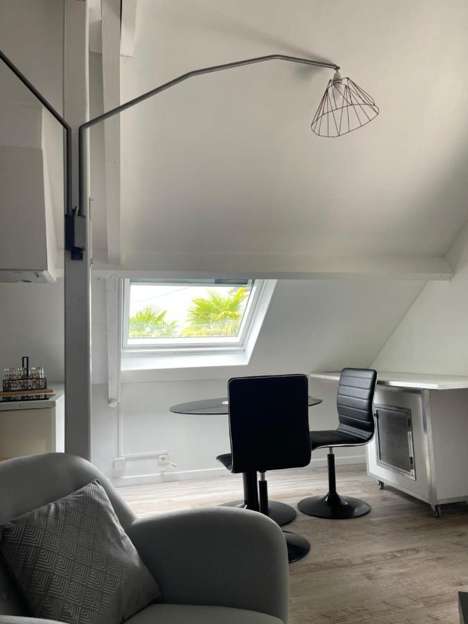 Gîtes de La Maison Bleue d'Estialescq Eksteriør billede